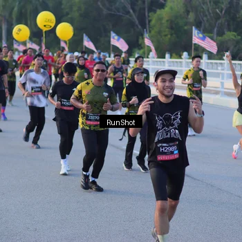 Runner Photo 7108635