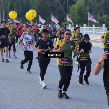 Runner Photo 7108637