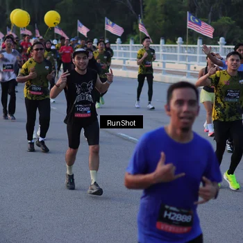 Runner Photo 7108638