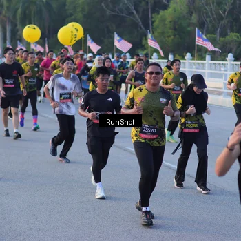 Runner Photo 7108639