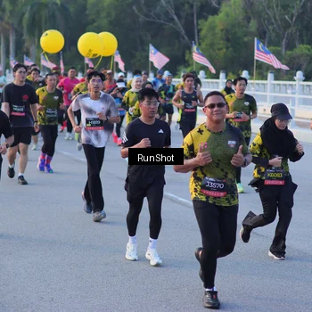 Runner Photo 7108640