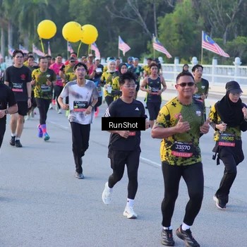 Runner Photo 7108641