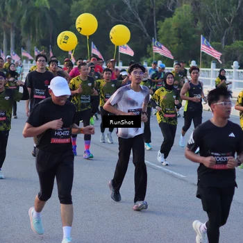 Runner Photo 7108650