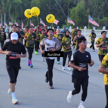 Runner Photo 7108656