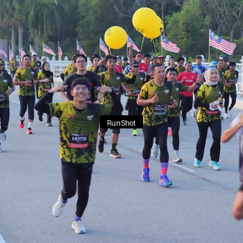 Runner Photo 7108673