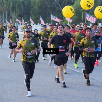 Runner Photo 7108678