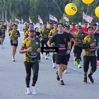 Runner Photo 7108684