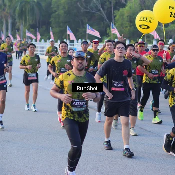 Runner Photo 7108686