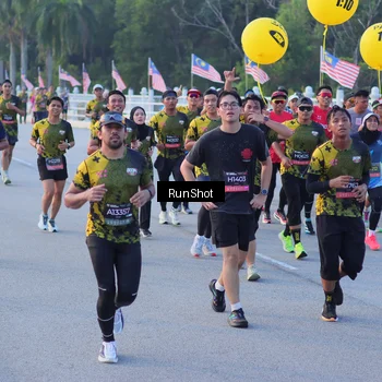 Runner Photo 7108691