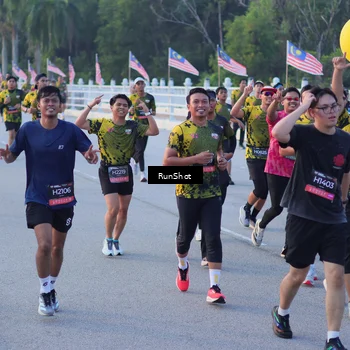 Runner Photo 7108703