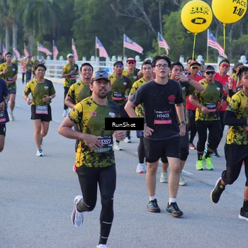 Runner Photo 7108705