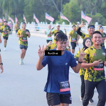 Runner Photo 7108707