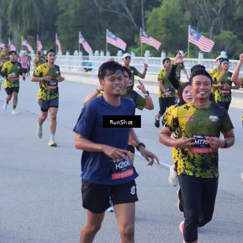 Runner Photo 7108710