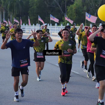 Runner Photo 7108722
