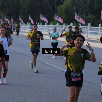 Runner Photo 7108726