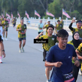 Runner Photo 7108731