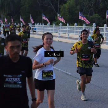 Runner Photo 7108742