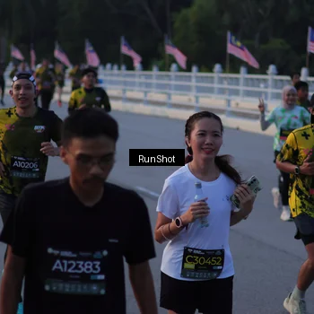 Runner Photo 7108751