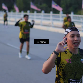 Runner Photo 7108755