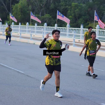 Runner Photo 7108767