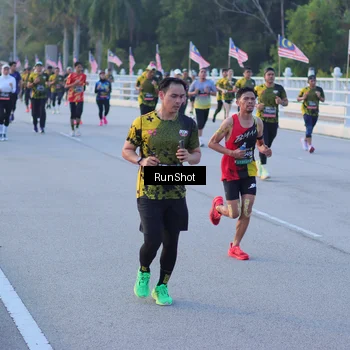 Runner Photo 7108781