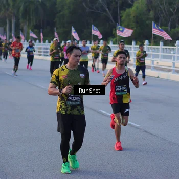 Runner Photo 7108783
