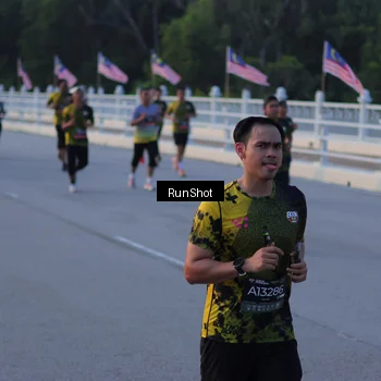 Runner Photo 7108789