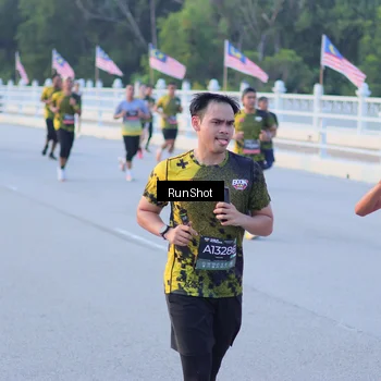 Runner Photo 7108791