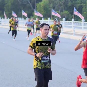 Runner Photo 7108792