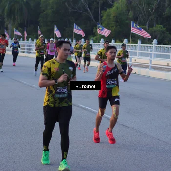 Runner Photo 7108794
