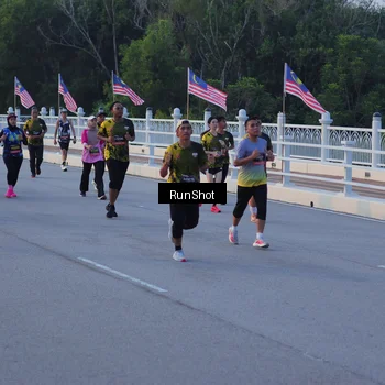 Runner Photo 7108809