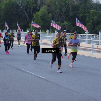 Runner Photo 7108810