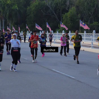 Runner Photo 7108819