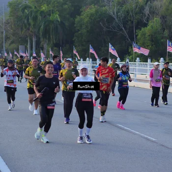 Runner Photo 7108832