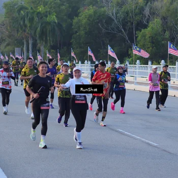 Runner Photo 7108835