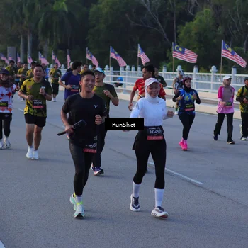 Runner Photo 7108841