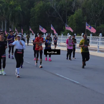 Runner Photo 7108842