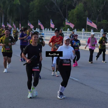 Runner Photo 7108843