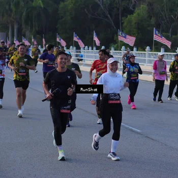 Runner Photo 7108844