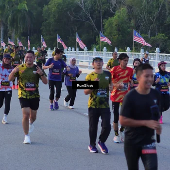 Runner Photo 7108852
