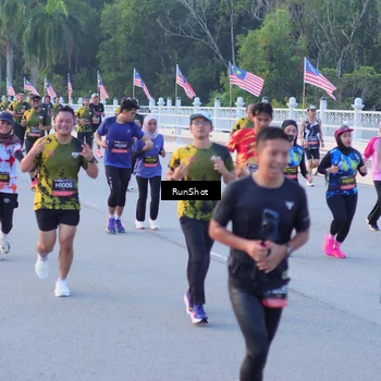 Runner Photo 7108853
