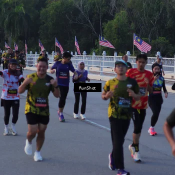 Runner Photo 7108863