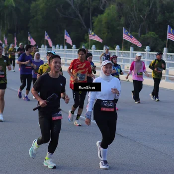 Runner Photo 7108864