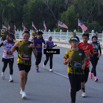Runner Photo 7108866