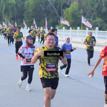 Runner Photo 7108873