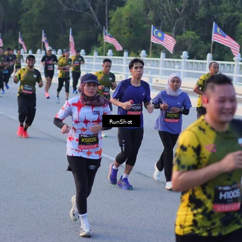 Runner Photo 7108884