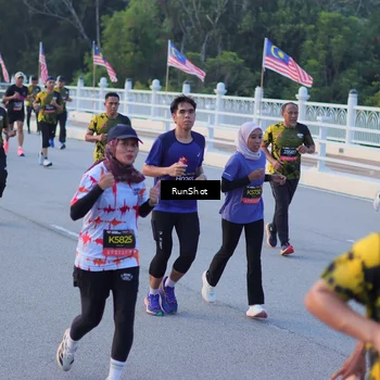 Runner Photo 7108885