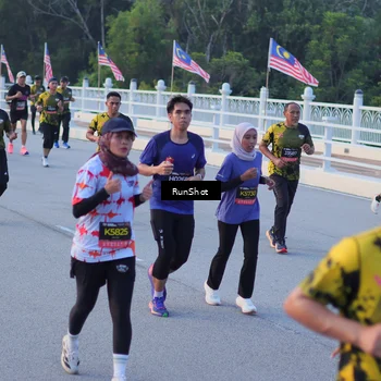 Runner Photo 7108886