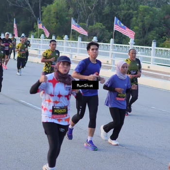 Runner Photo 7108888