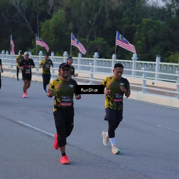 Runner Photo 7108902